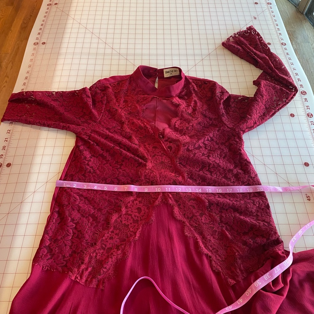 Urban Outfitters Kids the Sky Medium NWT red lace belle sleeve boho flowy dress - Picture 14 of 16